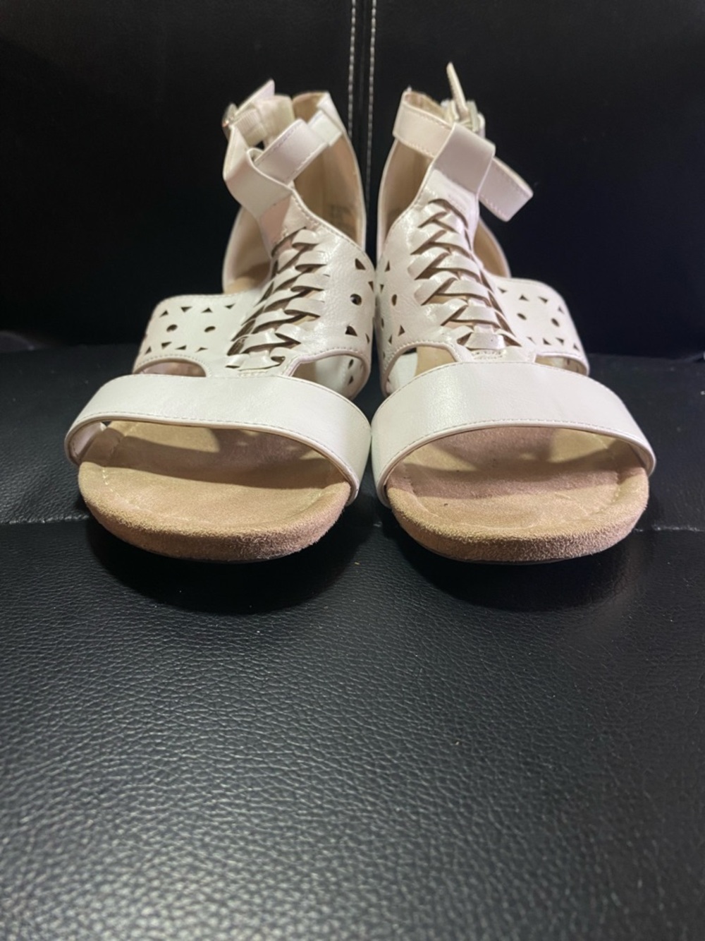 St. John’s Bay White Wedge Sandals with Braided Detail Size 7.5 - Picture 4 of 9
